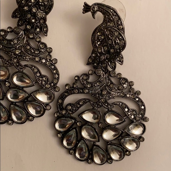 SOLD BCBG PEACOCK EARRINGS - Picture 2 of 5